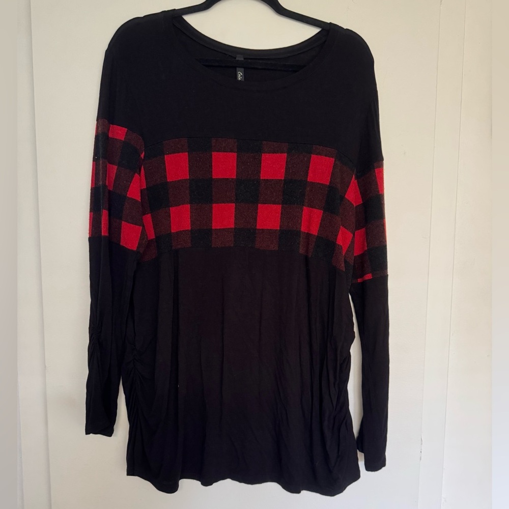 Women’s Buffalo Plaid Long Sleeve Top Plus Size 1X Black Red
